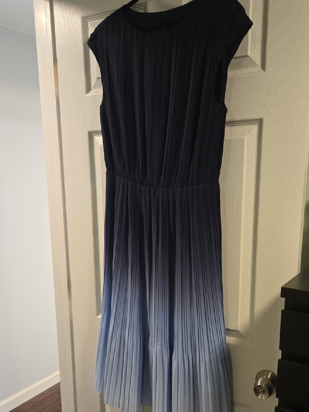 Banana Republic Pleated Ombre Navy to Light Blue Midi Dress